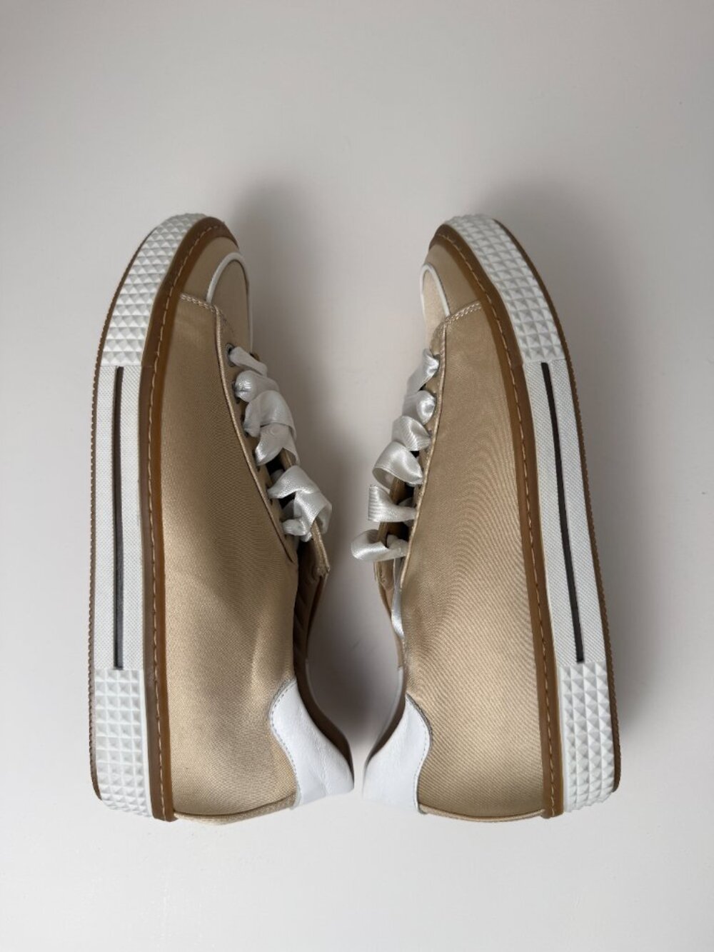 Eleventy Platform Lace Up Sneakers Beige Tan U 37/ US 7 - Picture 3 of 8